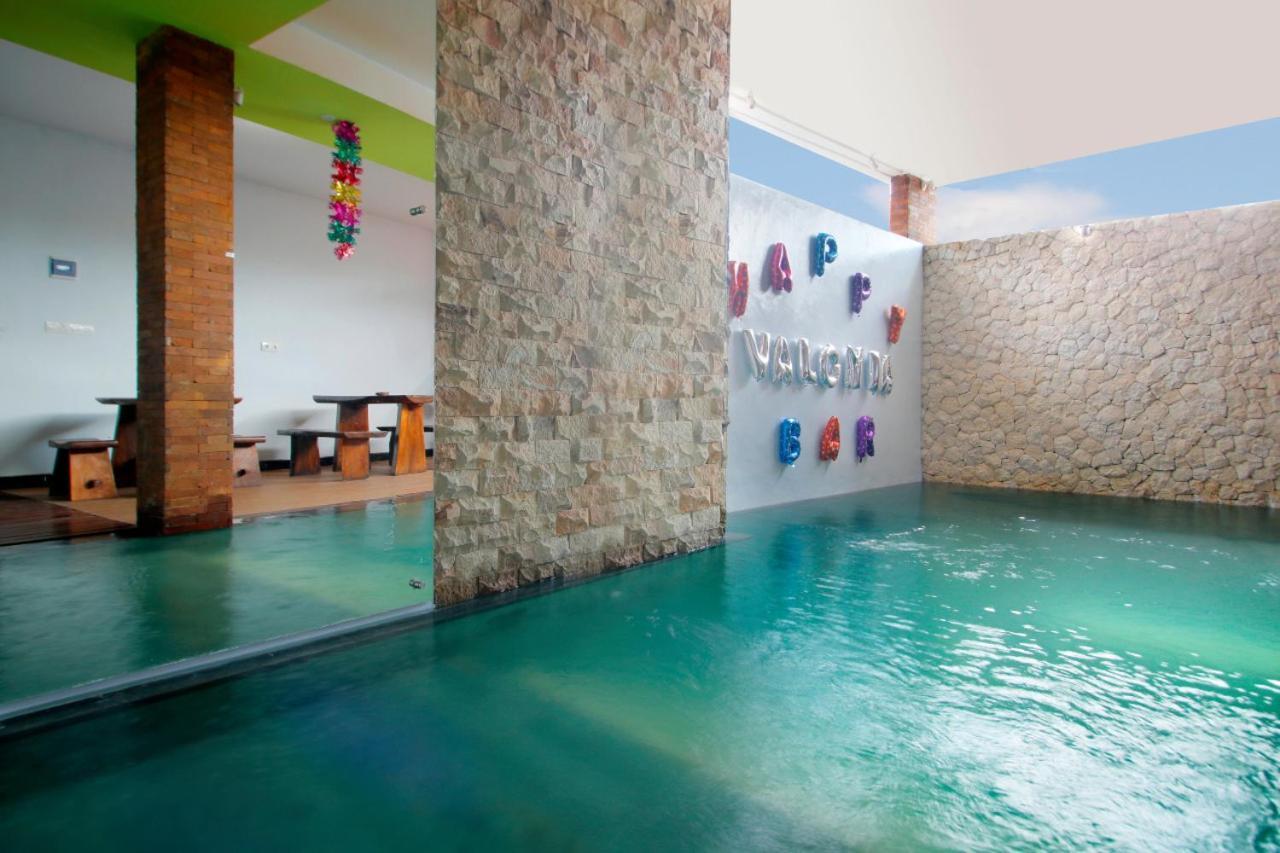 Valomia Guest House Kerobokan Exterior foto